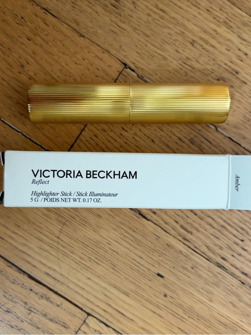 NIB -Victoria Beckham Reflect Highlighter Stick -  Amber (golden bronze glow)